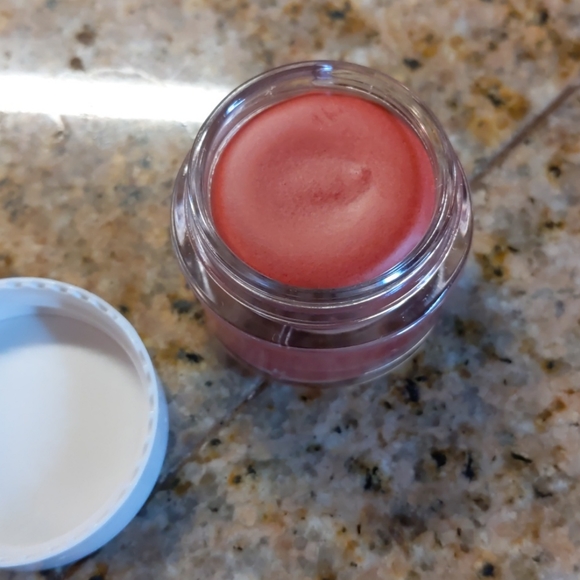 Juicy Watermelon Pot of Lip Scrub by St.Ives - Picture 6 of 7